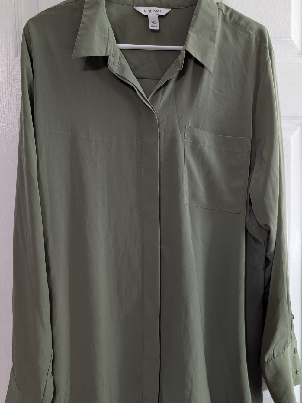 Nine West Olive Green Long-Sleeve Button Front Blouse